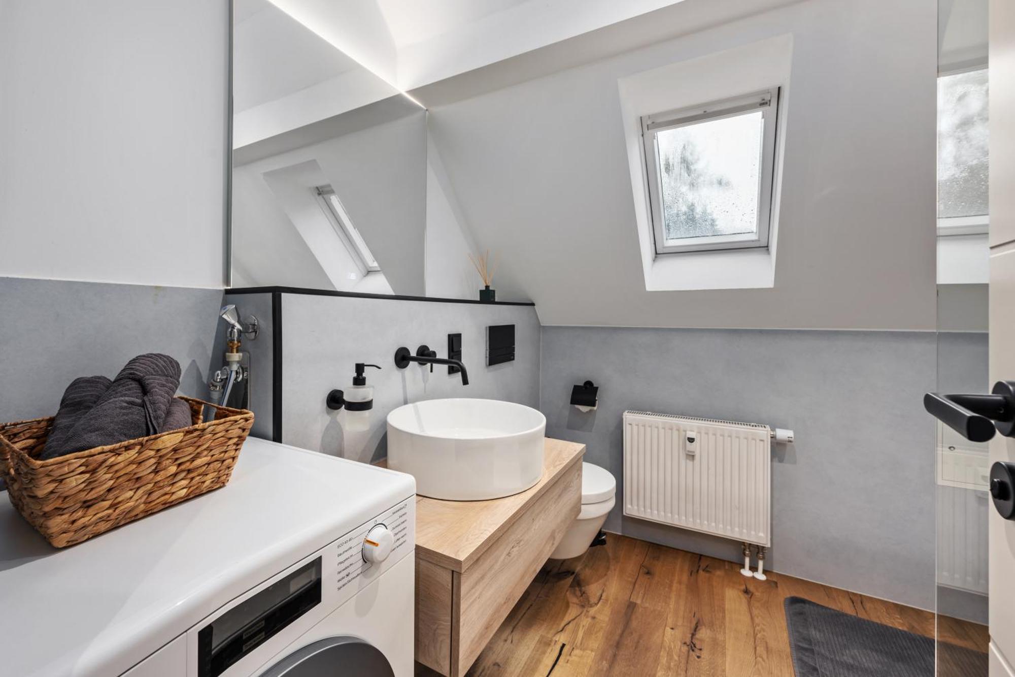 Edler Wohnraum Modernes Vorstadtstudio Mit Emma-Bett, Garten & Kaffeevollautomat Цвікау Екстер'єр фото